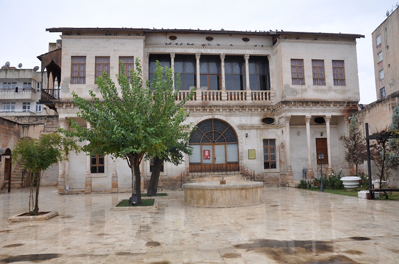 Şanlıurfa Kurtuluş Müzesi (Mahmut Nedim Konağı)